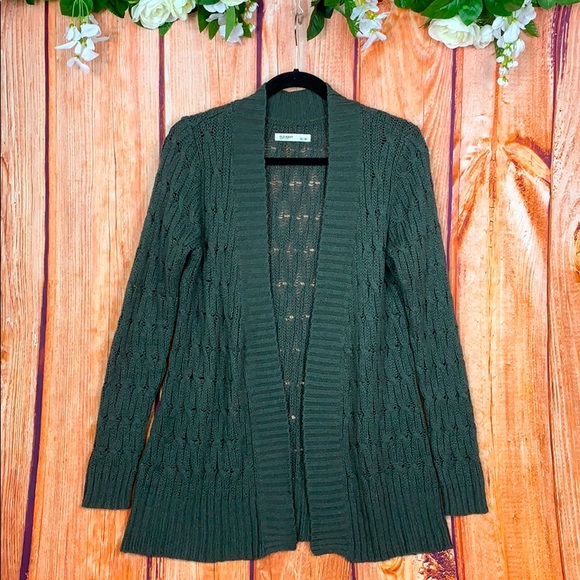 Old Navy Sweaters - Old Navy Wool Blend Cable Knit Cardigan 1391CH4